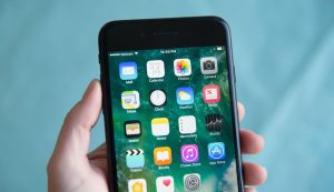 The iPhone 8 will reportedly avoid the Galaxy S8’s most glaring flaw