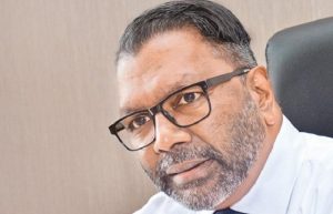 யாழில் காணிகளை துரிதமாக விடுவிக்கும் நடவடிக்கை: காணி உரிமையாளர்களுக்கு ஆளுநர் கோரிக்கை