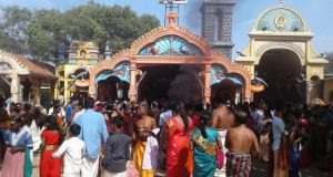 செல்வச் சந்நிதி முருகனின் திருவிழாவில் காவடி, அங்கப்பிரதட்சணம், கற்பூரச் சட்டி எடுக்கத் தடை
